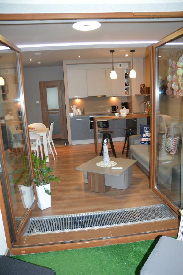 Apartament Z Widokiem Na Morze دجيفنوفيك المظهر الخارجي الصورة