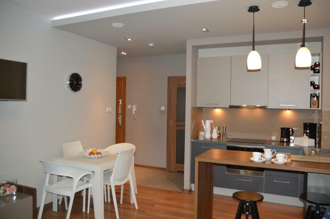 Apartament Z Widokiem Na Morze دجيفنوفيك المظهر الخارجي الصورة